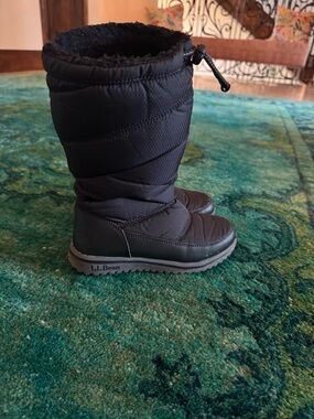 L.L. Bean Black Fleece-Lined Kids Boot